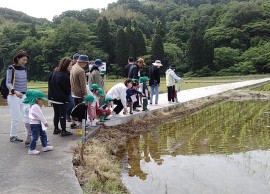 親子バス遠足　「楽しかったね！」（はな・ことり組）