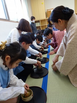 お茶会がひらかれました
